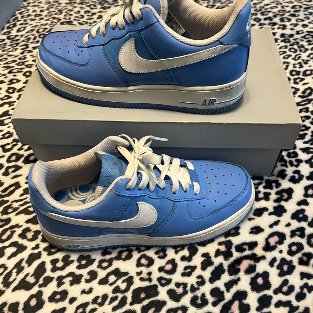 Nike Air Force 1 Light Blue and White Sneakers - Picture 4 of 6
